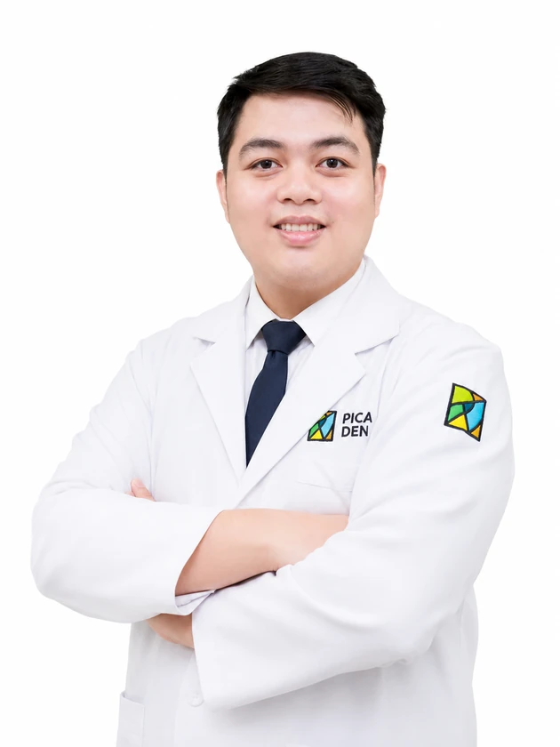 Portrait of Dr. Hung Le Ba Gia, Lead Implant Specialist, Picasso Dental Clinic